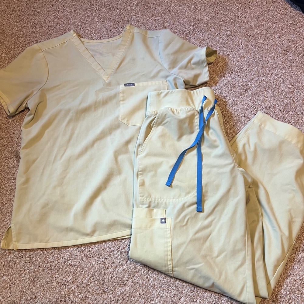 Figs Technical Collection Scrub Set Womens Small V-Neck Top Drawstring Pants